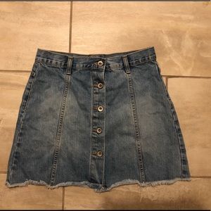 Forever 21 (Los Angeles) Size US 27